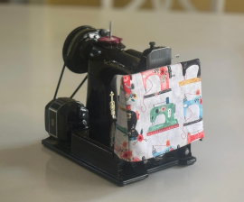 Protective sleeve for Singer Featherweight sewing machine, padded, made of 100% cotton fabric 